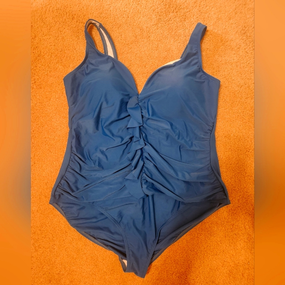 Sun & Sea Women's Plus Bathing Suit